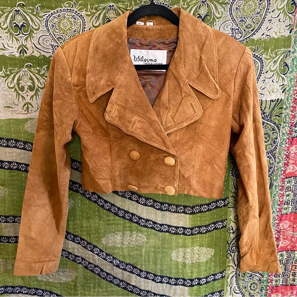 Wilsons Leather Jackets & Blazers - Vintage 1970s Wilsons Leather Camel Suede Cropped Waistcoat Size Large Rare Find
